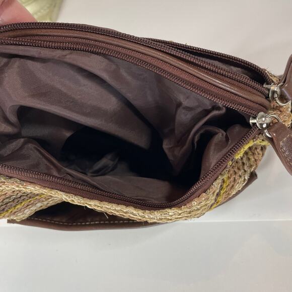 Straw Stripes Bag Brown Yellow with Leather like straps - Picture 12 of 14